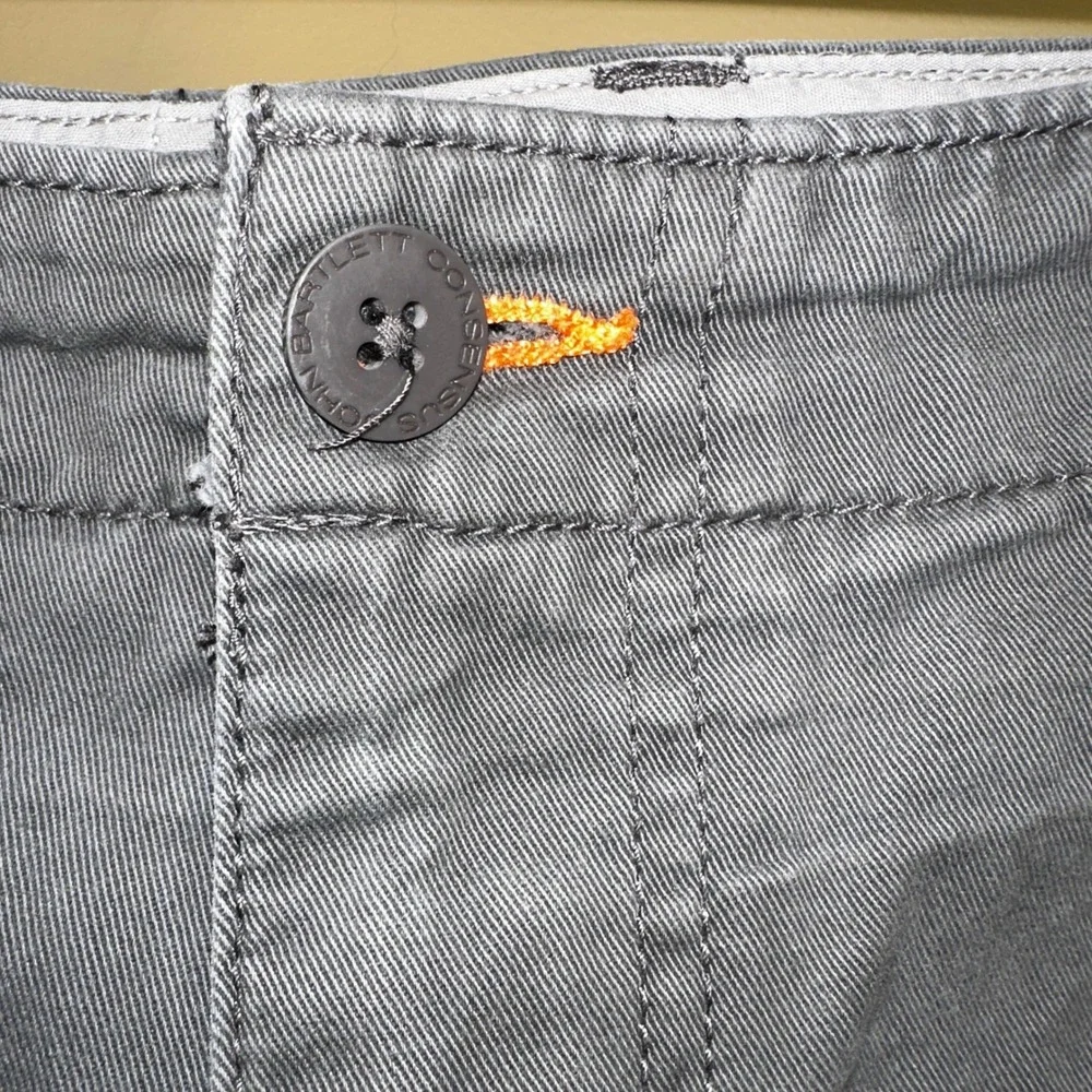 John Bartlett Consensus Men's Gray Chino Shorts Size 40 Cotton Flat Front Casual